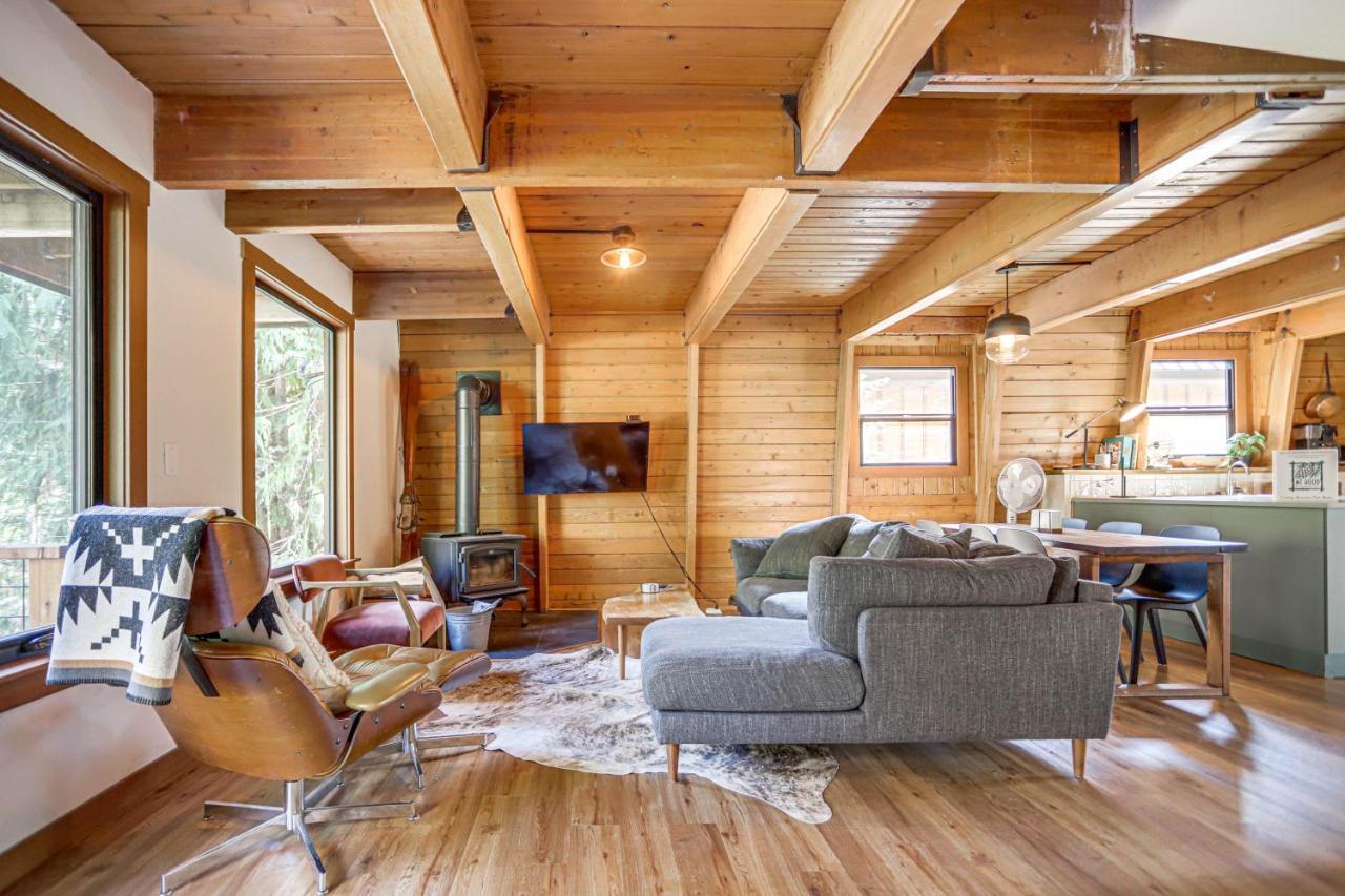 The Bow Roof Cabin Government Camp Exterior photo